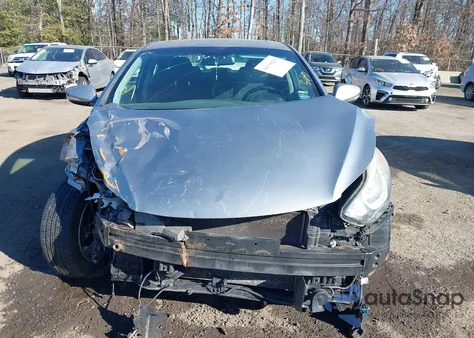 2016 Hyundai Elantra Value Edition z USA, uszkodzony, nr VIN KMHDH4AE3GU545118